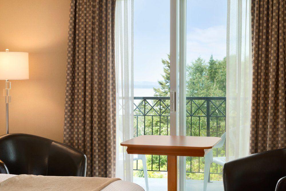 Days Inn By Wyndham Riviere-Du-Loup Bagian luar foto